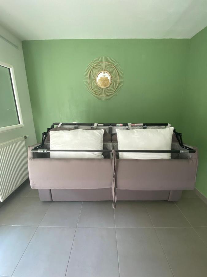 Studio Renove Proche Commodites Apartment Pessac Luaran gambar