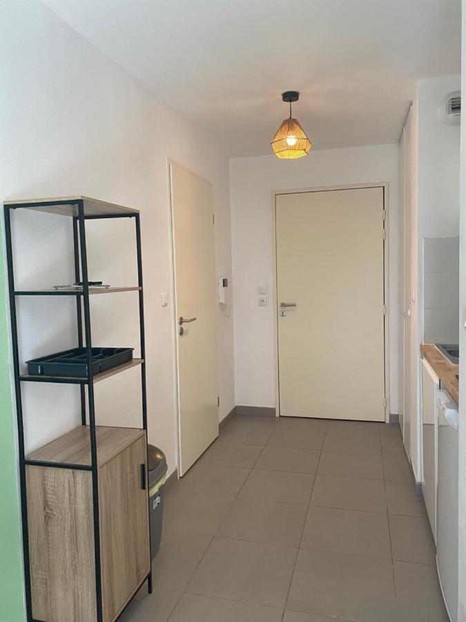 Studio Renove Proche Commodites Apartment Pessac Luaran gambar